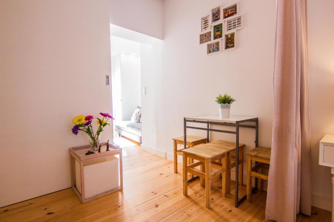 New Apartment Bairro Alto Lisbon Luaran gambar